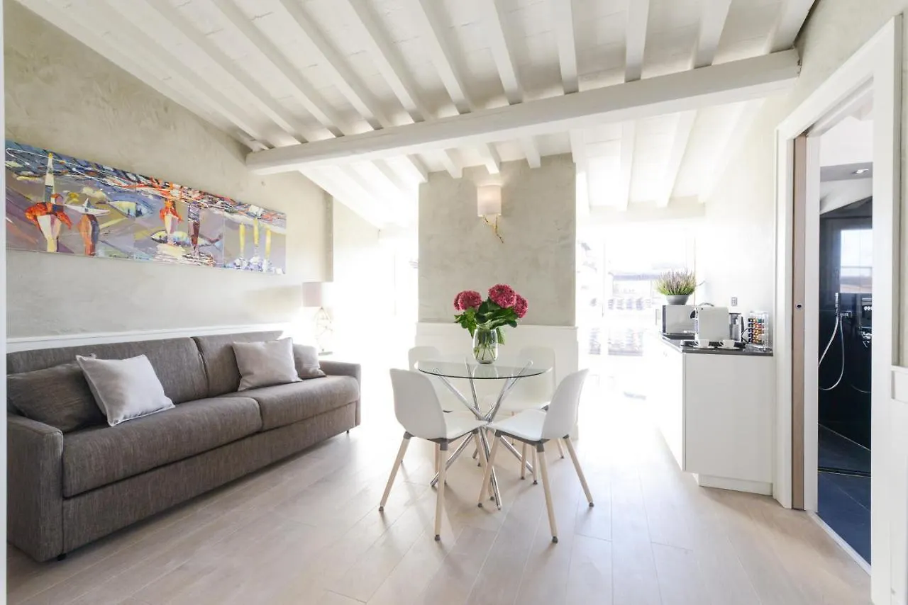 Duomo Suites Florenz Italien
