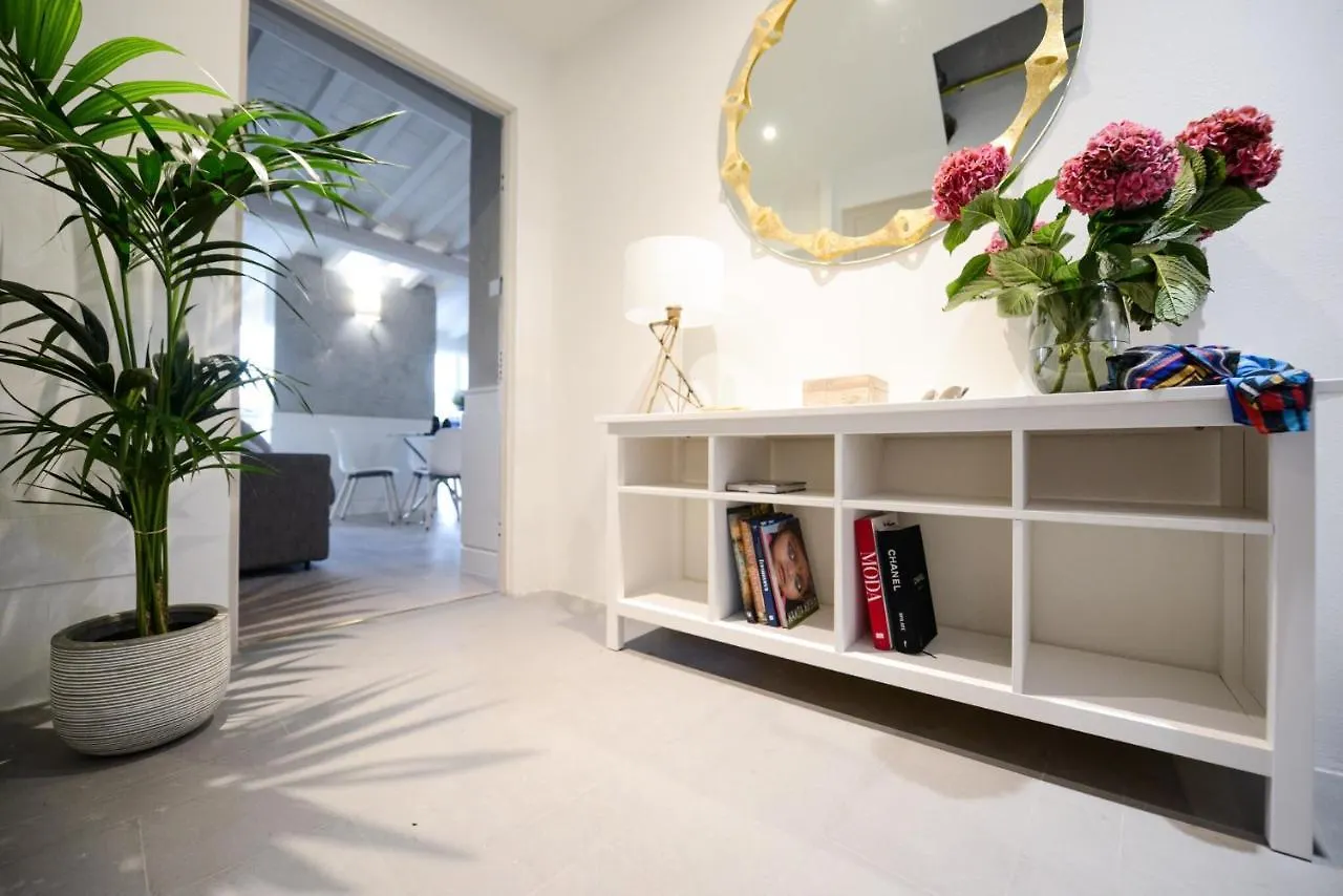 Duomo Suites Florenz Aparthotel